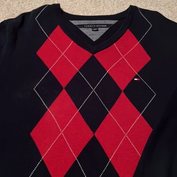 Tommy Hilfiger Long Sleeve Sweater - V-Neck - Picture 2 of 5
